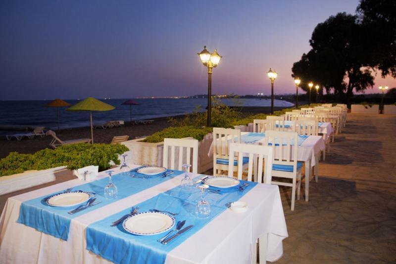 Merit Cyprus Gardens Holiday Famagusta  Exteriör bild