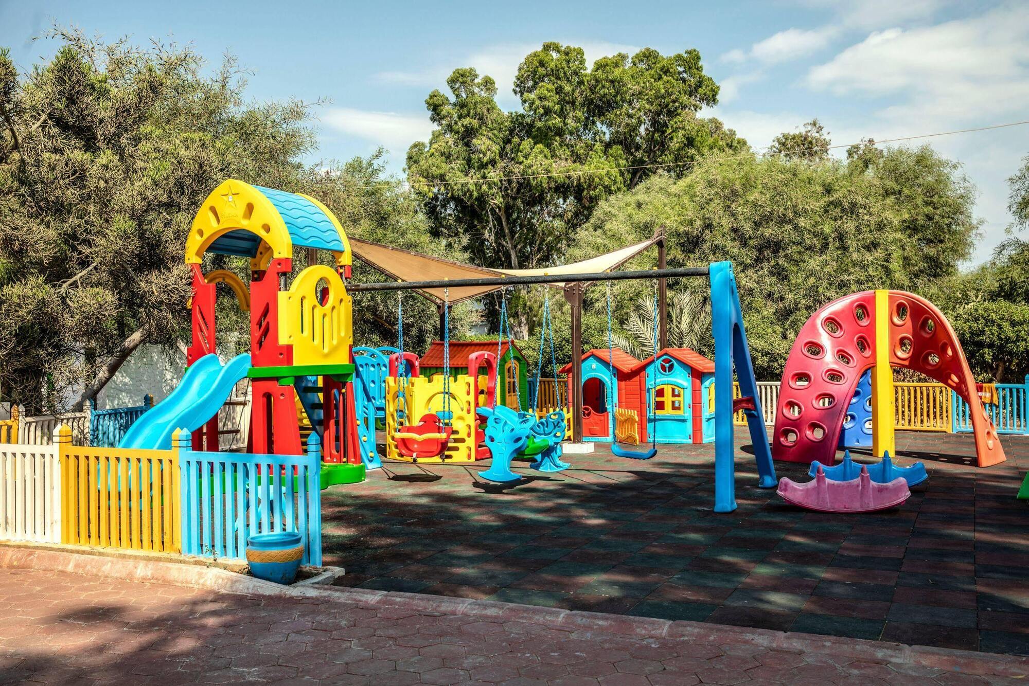 Merit Cyprus Gardens Holiday Famagusta  Exteriör bild